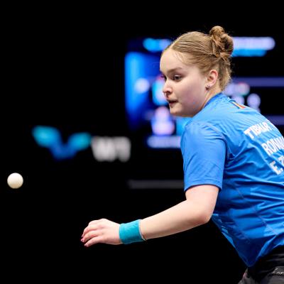 A renunțat la visul de a se face medic pentru tenisul de masă