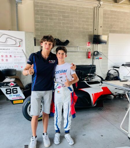 Alături de Kimi Antonelli