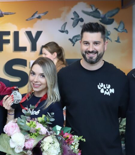 Bernadette Szocs alaturi de Ionut Seni și președintele CSA Steaua - FOTO Facebook Steaua București