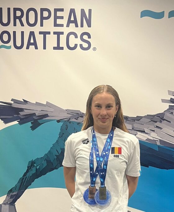 Daria Silișteanu cu medaliile cucerite la Europene