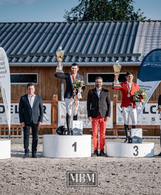 Costel Cojocariu pe prima treaptă a podiumului în probele de sărituri peste obstacole