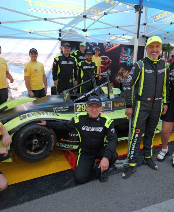 Emil și soția sa, Raluca sunt împreună de 25 de ani