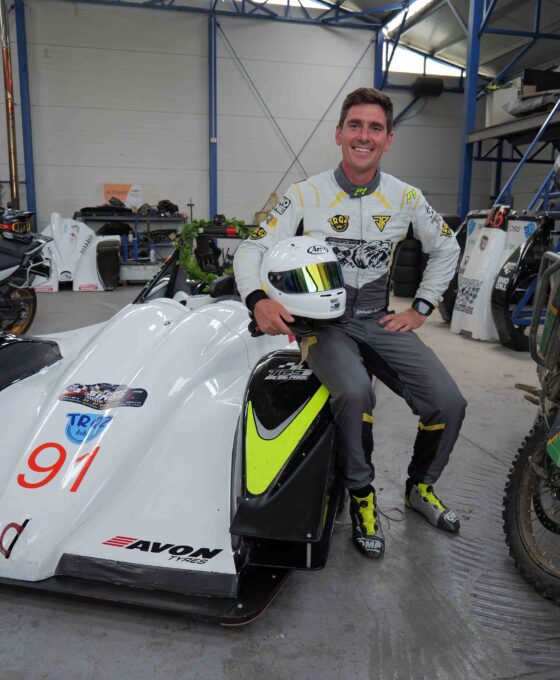 Julian Răduță este pasionat de mașini și motociclete